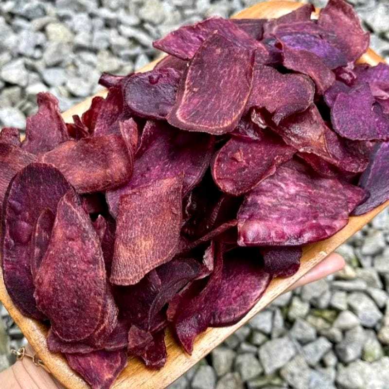 Keripik Ubi Ungu Renyah, Warna Cantik, Rasa Nikmat